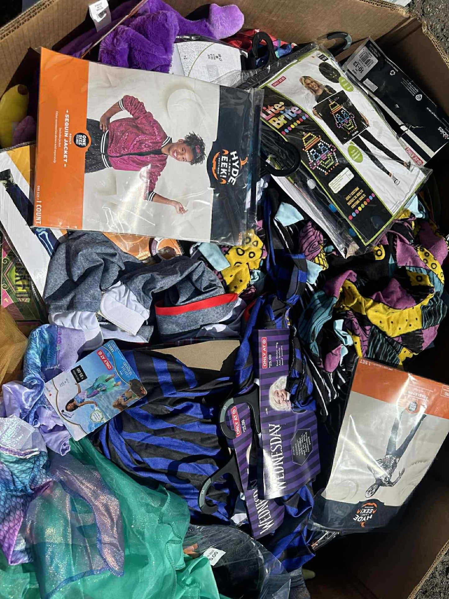 👻Halloween☠️ SETS PALLET – LOT ID: 241101 – Untested Customer Return